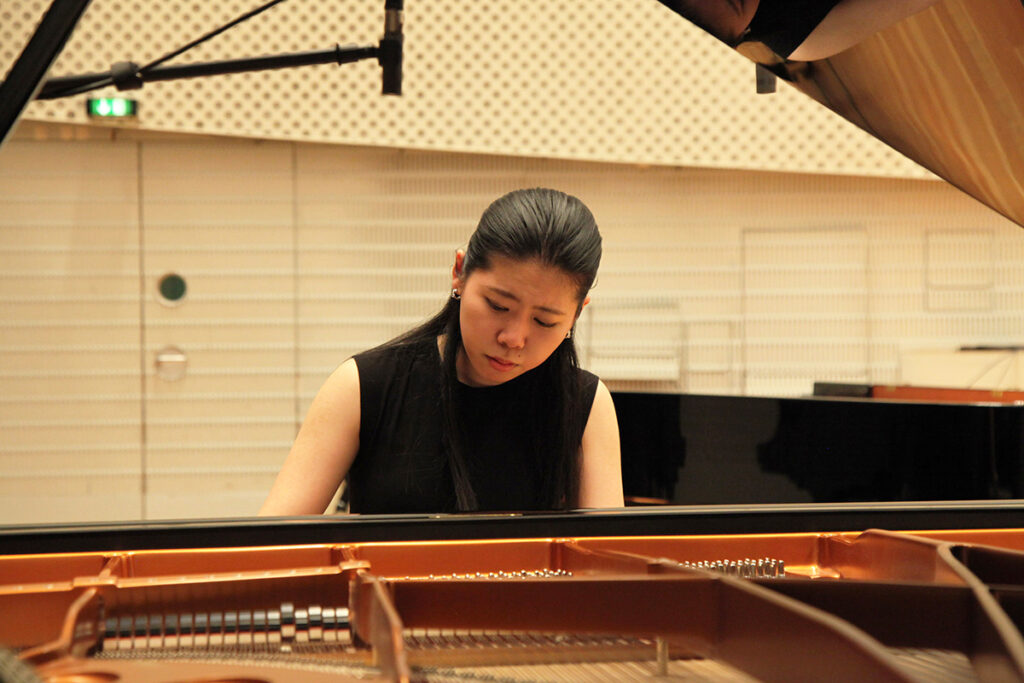 太田糸音
（ベルリン芸術大学・名古屋芸術大学）