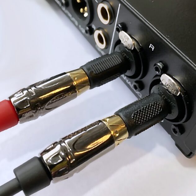 変換コネクター