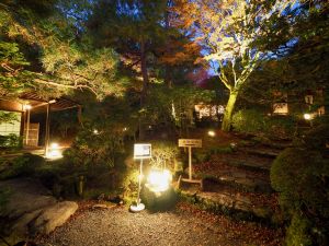 「yadorine/宿り音」展示スペースへの入り口