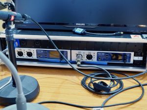 ホワイエに設置されたRME MADIface XT