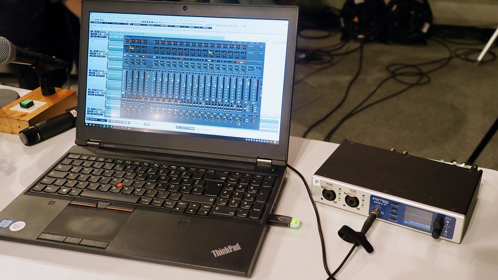 シュミット氏が愛用しているMADIface XT