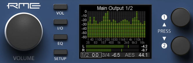 高解像度IPSディスプレイ