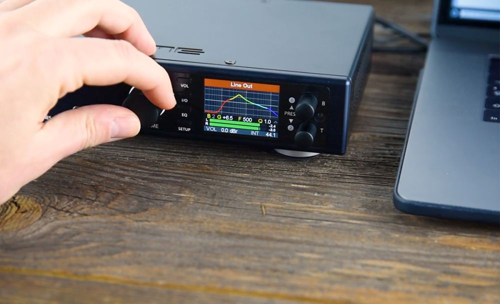 5バンド・パラメトリックEQ